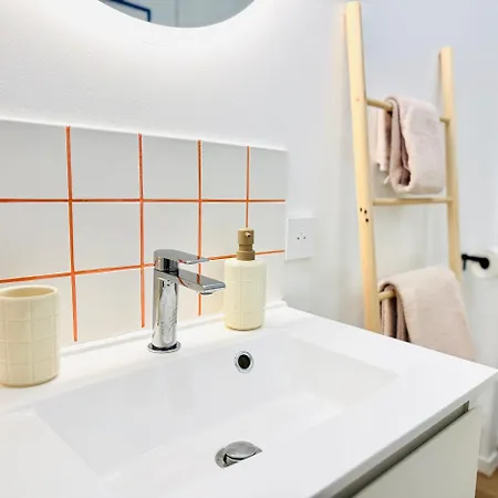 Appartement Pop - & Wifi Troyes